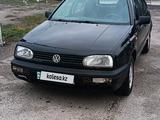 Volkswagen Golf 1994 года за 1 000 000 тг. в Алматы