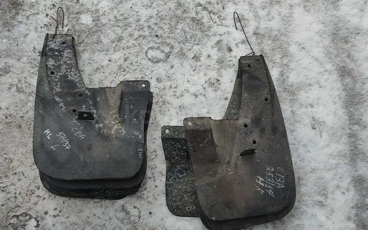 Брызговики Toyota 4Runner 215 за 10 000 тг. в Алматы