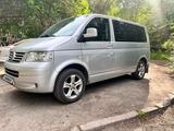Volkswagen Caravelle 2007 годаүшін8 000 000 тг. в Усть-Каменогорск – фото 3