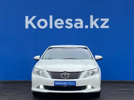 Toyota Camry 2012 года за 11 110 000 тг. в Алматы – фото 2