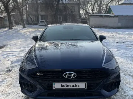 Hyundai Sonata 2021 года за 12 000 000 тг. в Алматы