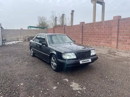 Mercedes-Benz E 220 1992 года за 1 100 000 тг. в Костанай