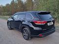 Toyota Highlander 2018 года за 15 900 000 тг. в Семей – фото 4