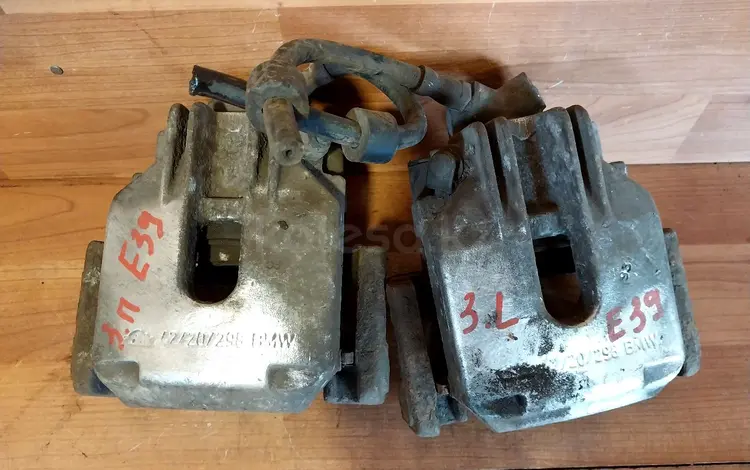 Суппорта BMW E39 за 1 555 тг. в Караганда