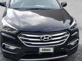 Hyundai Santa Fe 2017 года за 7 500 000 тг. в Атырау