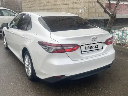 Toyota Camry 2023 года за 18 500 000 тг. в Усть-Каменогорск – фото 4