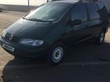 Volkswagen Sharan 1997 годаүшін4 000 000 тг. в Актобе – фото 3