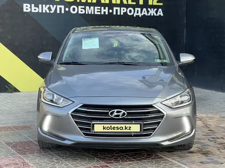 Hyundai Elantra 2017 года за 7 650 000 тг. в Актау – фото 2