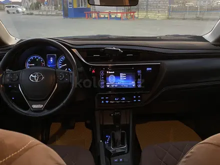 Toyota Corolla 2018 года за 9 200 000 тг. в Атырау – фото 8