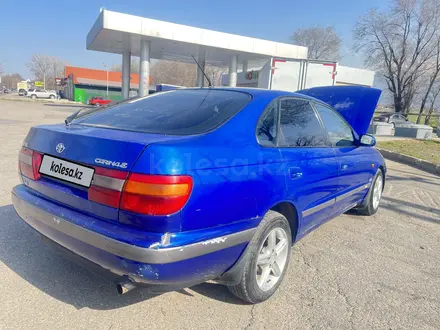 Toyota Carina E 1997 года за 1 900 000 тг. в Алматы