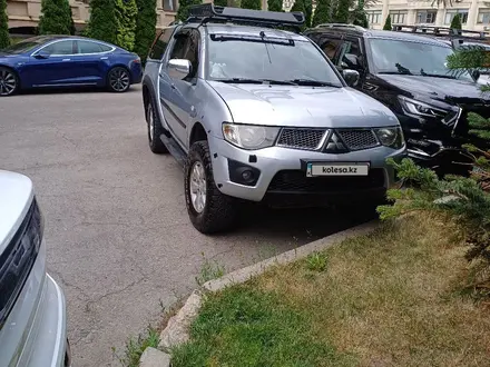 Mitsubishi L200 2012 года за 6 100 000 тг. в Алматы – фото 3