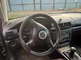 Volkswagen Passat 1997 годаүшін2 000 000 тг. в Актобе – фото 5