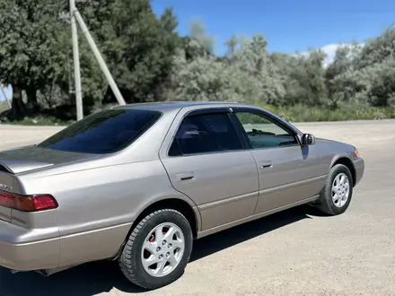 Toyota Camry 1998 года за 3 100 000 тг. в Алматы – фото 4