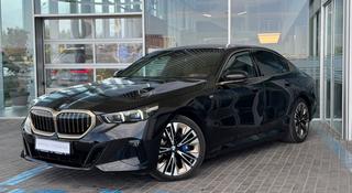 BMW 550 2025 года за 64 000 000 тг. в Алматы