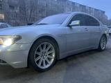 BMW 735 2005 года за 6 700 000 тг. в Атырау – фото 2