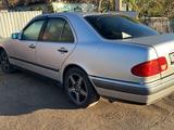 Mercedes-Benz E 200 1997 годаүшін1 300 000 тг. в Щучинск – фото 5