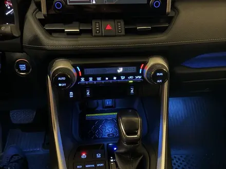 Toyota RAV4 2020 года за 15 000 000 тг. в Алматы – фото 17
