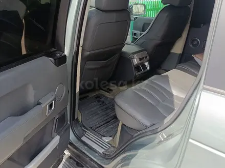 Land Rover Range Rover 2004 года за 4 500 000 тг. в Алматы – фото 9