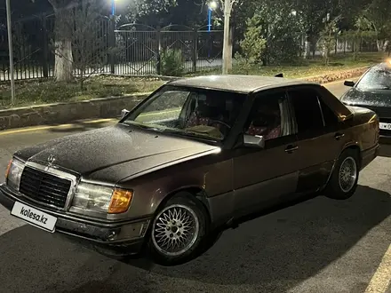 Mercedes-Benz E 230 1990 года за 1 100 000 тг. в Конаев (Капшагай)