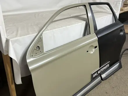 Дверь передняя на Mitsubishi за 135 000 тг. в Алматы – фото 2