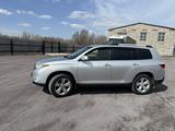 Toyota Highlander 2012 года за 13 600 000 тг. в Караганда – фото 2