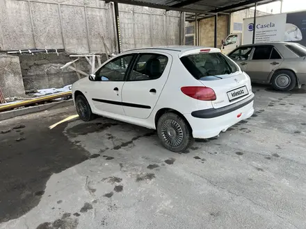 Peugeot 206 2008 года за 1 400 000 тг. в Алматы – фото 2