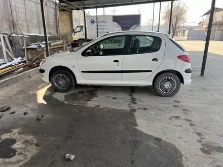 Peugeot 206 2008 года за 1 400 000 тг. в Алматы
