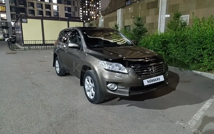 Toyota RAV4 2010 годаүшін7 800 000 тг. в Астана