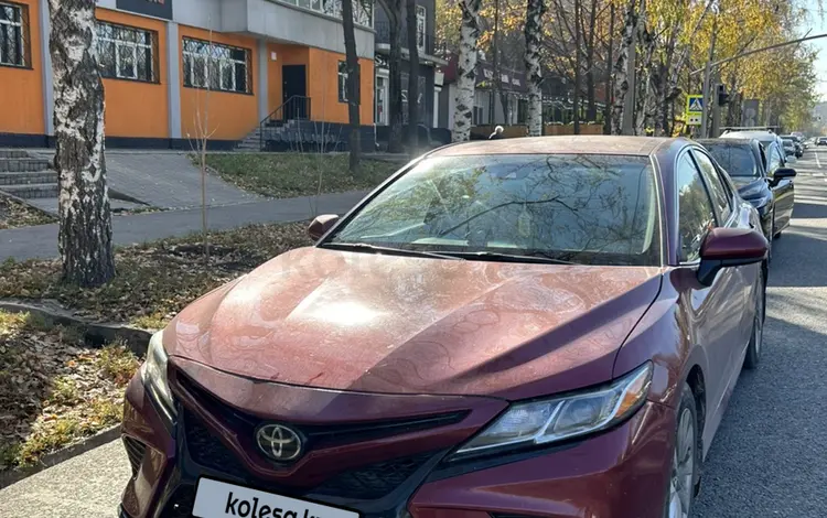 Toyota Camry 2019 года за 11 800 000 тг. в Алматы