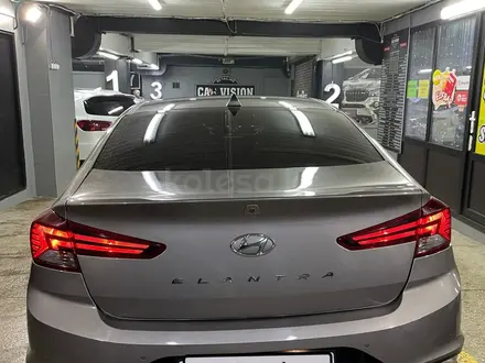 Hyundai Elantra 2020 года за 8 500 000 тг. в Алматы – фото 4