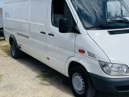 Mercedes-Benz Sprinter 2004 года за 8 000 000 тг. в Шымкент – фото 15