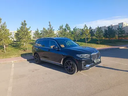 BMW X7 2019 года за 40 000 000 тг. в Астана – фото 2