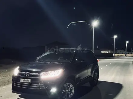 Toyota Highlander 2016 года за 14 000 000 тг. в Актау – фото 9