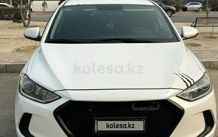 Hyundai Elantra 2018 года за 6 000 000 тг. в Актау