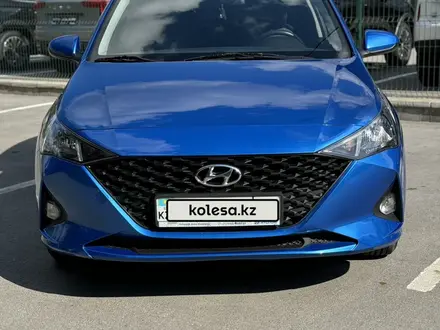 Hyundai Accent 2021 года за 7 000 000 тг. в Костанай – фото 2