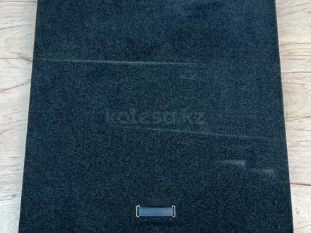 Пол (полка, ковролан, ковролин) багажника Рендж Ровер Спорт L320 L322 за 20 000 тг. в Алматы