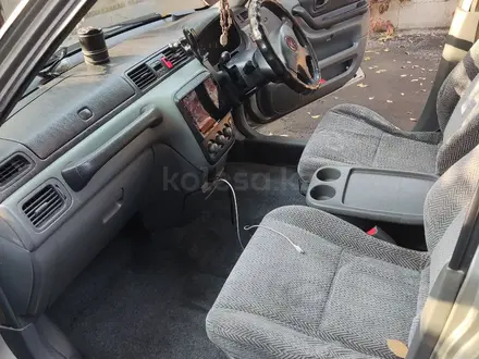 Honda CR-V 1997 года за 2 550 000 тг. в Алматы – фото 4