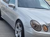 Mercedes-Benz E 320 2002 года за 5 400 000 тг. в Актау – фото 4