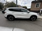 Hyundai Santa Fe 2023 года за 18 200 000 тг. в Актобе – фото 3