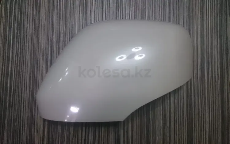 Крышка бокового зеркала для Infiniti QX56 2010-2015г за 30 000 тг. в Алматы