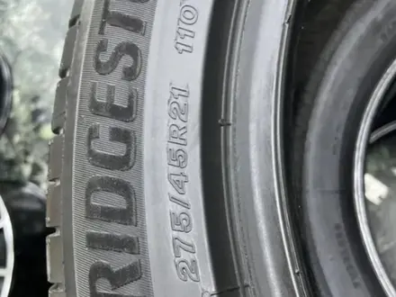 275/45R21 Bridgestone Turanza 6 за 168 000 тг. в Астана – фото 2