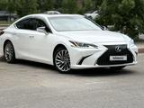 Lexus ES 250 2019 года за 18 050 000 тг. в Астана – фото 2