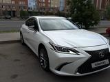 Lexus ES 250 2019 года за 18 050 000 тг. в Астана – фото 5