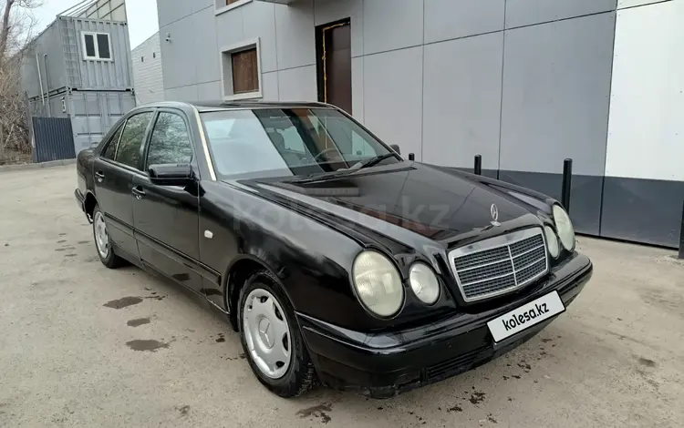 Mercedes-Benz E 200 1996 годаүшін1 950 000 тг. в Астана