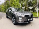 Hyundai Santa Fe 2019 года за 11 600 000 тг. в Алматы – фото 2