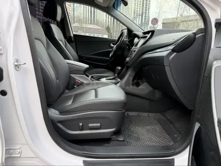 Hyundai Santa Fe 2017 года за 8 500 000 тг. в Шымкент – фото 11