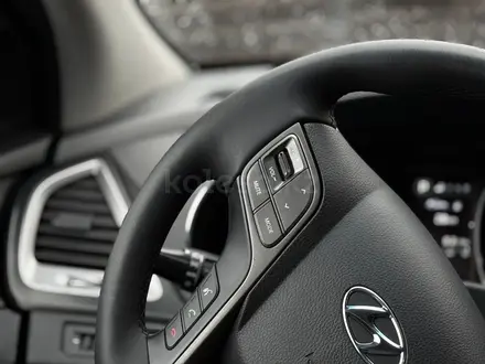 Hyundai Santa Fe 2017 года за 8 500 000 тг. в Шымкент – фото 26