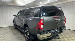 Toyota Hilux 2022 года за 19 700 000 тг. в Алматы – фото 2