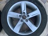 Диски оригинал камри50 r17 на все тайота и лексус с летними шинами обмен за 240 000 тг. в Шымкент – фото 4
