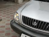 Lexus RX 300 2001 годаүшін5 000 000 тг. в Актау – фото 2